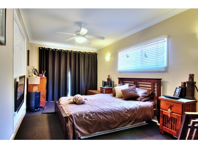 84 Lyndale Street, Daisy Hill QLD 4127