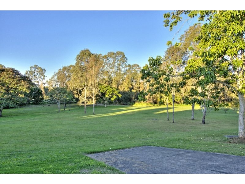 40 Lithfield Place, Loganholme QLD 4129