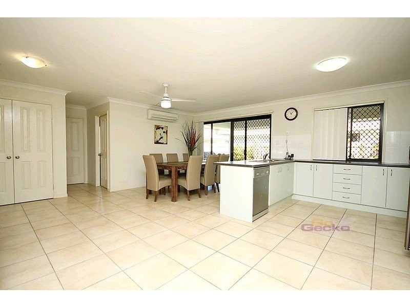 67 Weyers Road, Nudgee QLD 4014