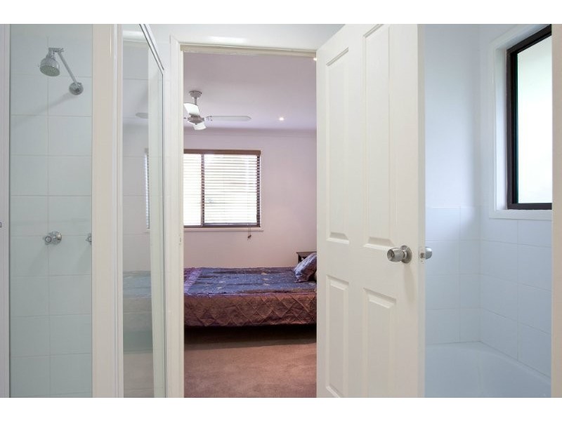 119 Springwood Road, Springwood QLD 4127