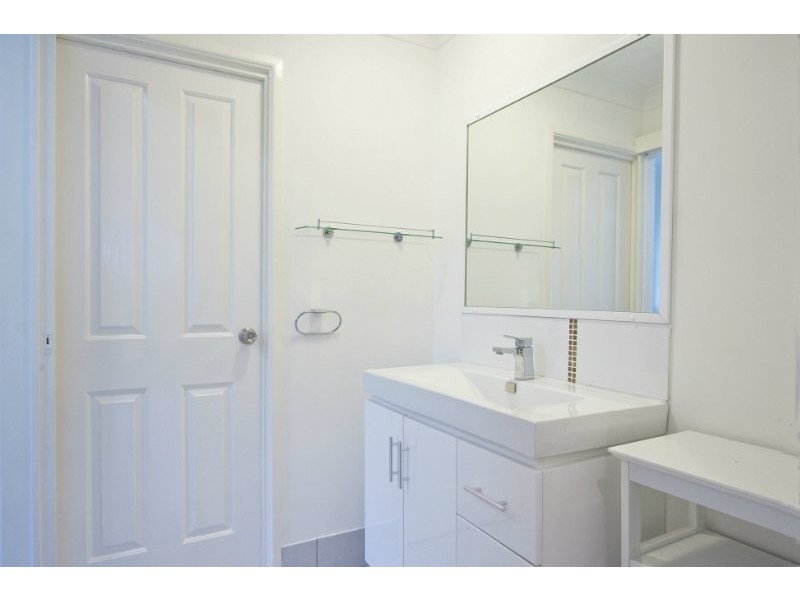 119 Springwood Road, Springwood QLD 4127