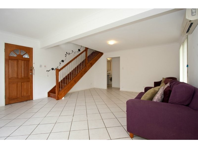 119 Springwood Road, Springwood QLD 4127