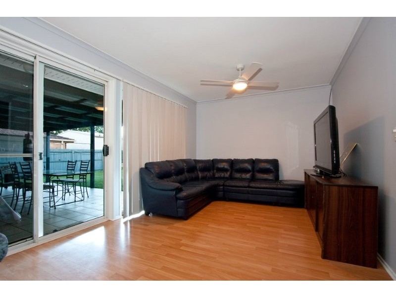 22 Kinta Street, Tanah Merah QLD 4128