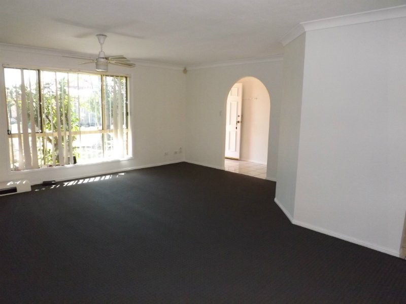 7 Jitra Place, Tanah Merah QLD 4128