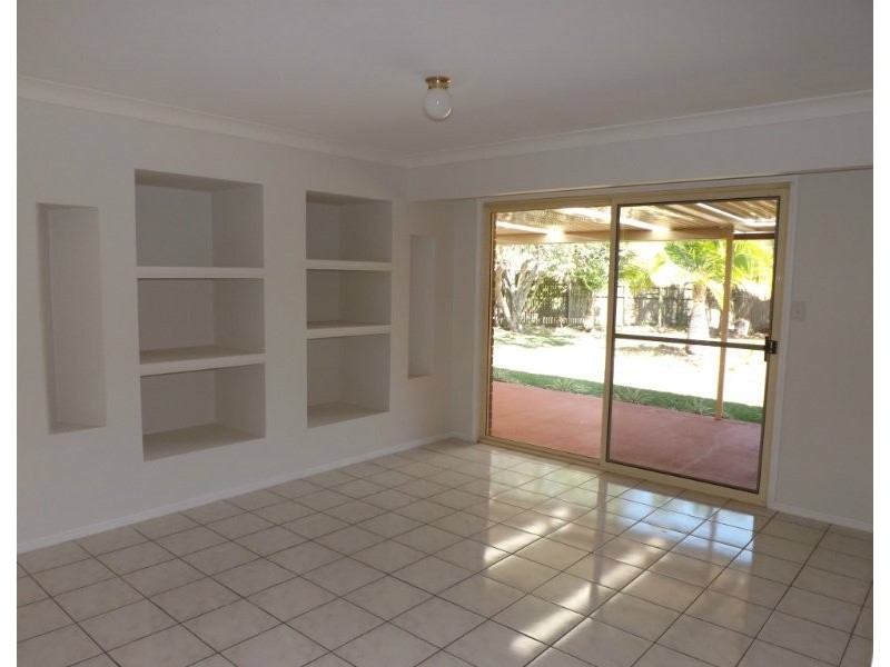 7 Jitra Place, Tanah Merah QLD 4128