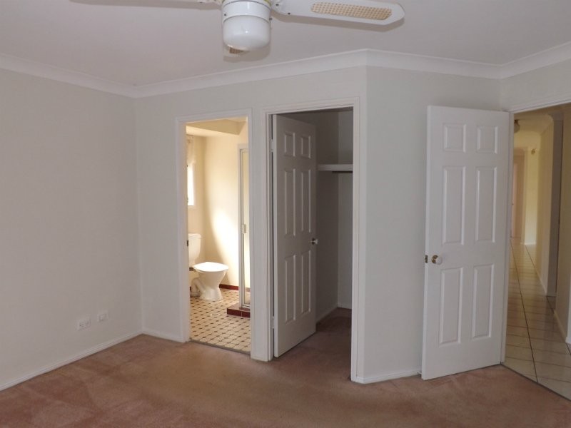 7 Jitra Place, Tanah Merah QLD 4128