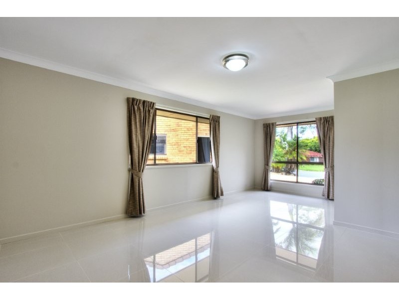 18 Farrow Street, Daisy Hill QLD 4127