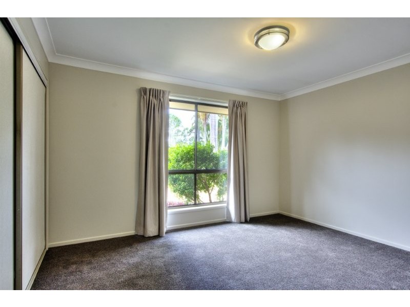 18 Farrow Street, Daisy Hill QLD 4127