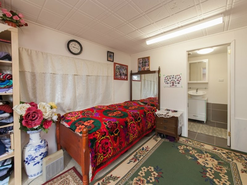 20 Jacaranda Avenue, Logan Central QLD 4114