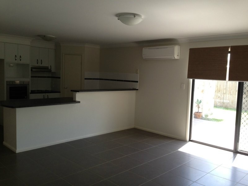 62 River Park Drive, Loganholme QLD 4129