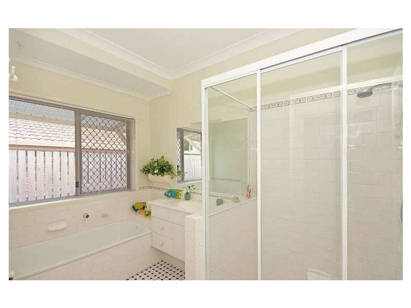 19 Atherton Circuit, Forest Lake QLD 4078
