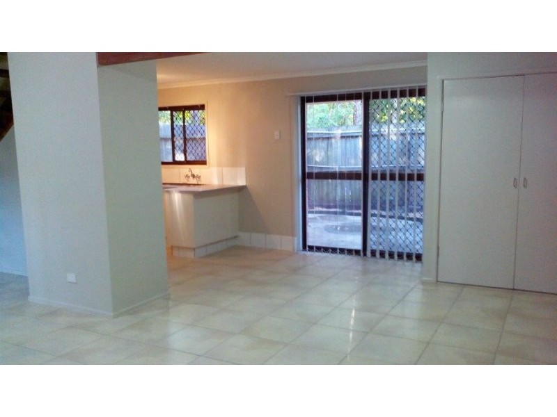 3/111 Barbaralla Drive, Springwood QLD 4127