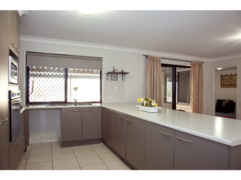 5 Range Drive, Tanah Merah QLD 4128