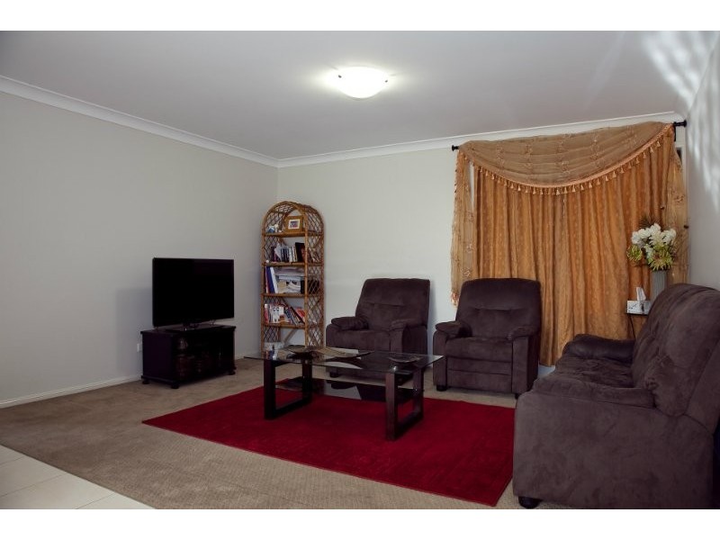 5 Range Drive, Tanah Merah QLD 4128
