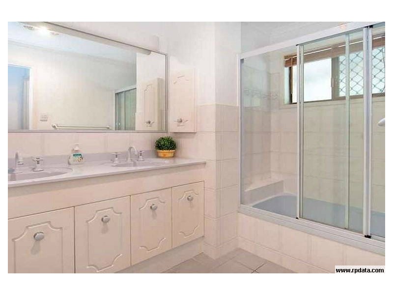 12 Dendron Street, Shailer Park QLD 4128