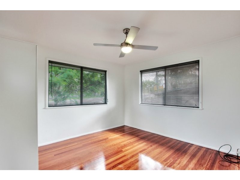 2882 Logan Road, Underwood QLD 4119