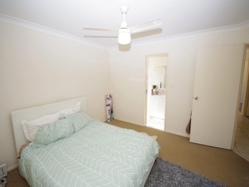 4 Mulholland Place, Goodna QLD 4300