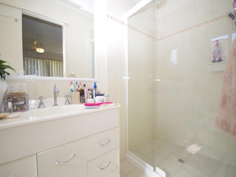 4 Mulholland Place, Goodna QLD 4300