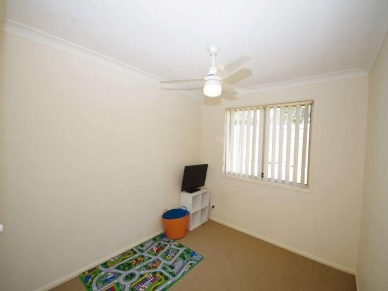 4 Mulholland Place, Goodna QLD 4300