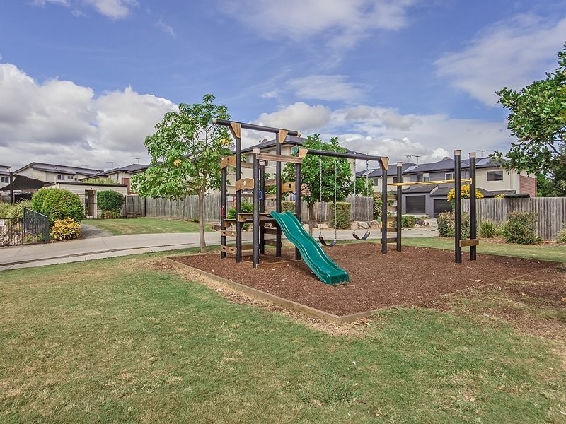 3/266 Henty Drive, Redbank Plains QLD 4301