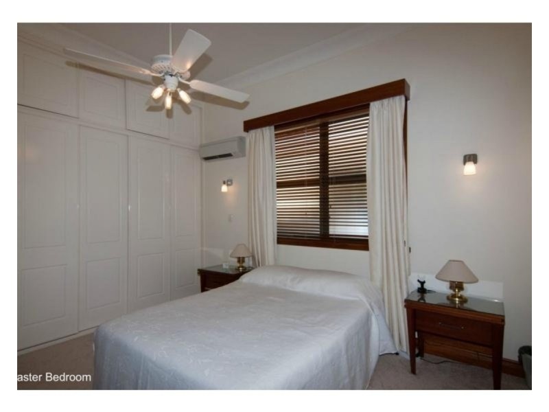 5 Quarry Street, Ipswich QLD 4305