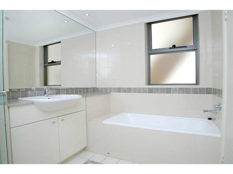 704/281 Elizabeth St, Sydney NSW 2000