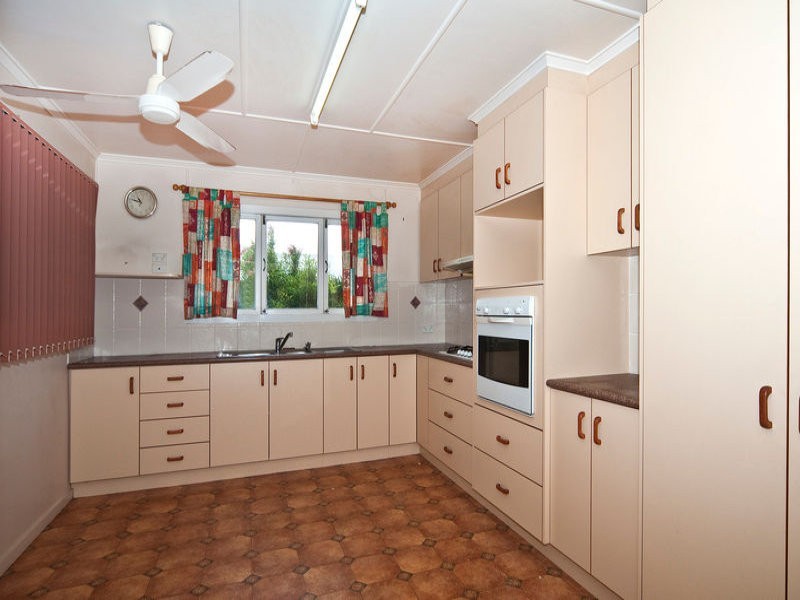 112 Ramsay Street, Centenary Heights QLD 4350