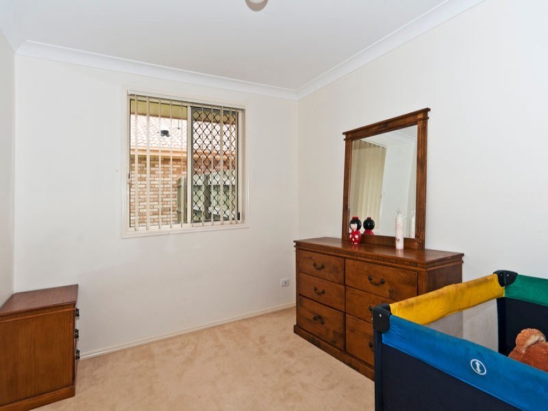 2/42 Gordon Avenue, Newtown QLD 4350