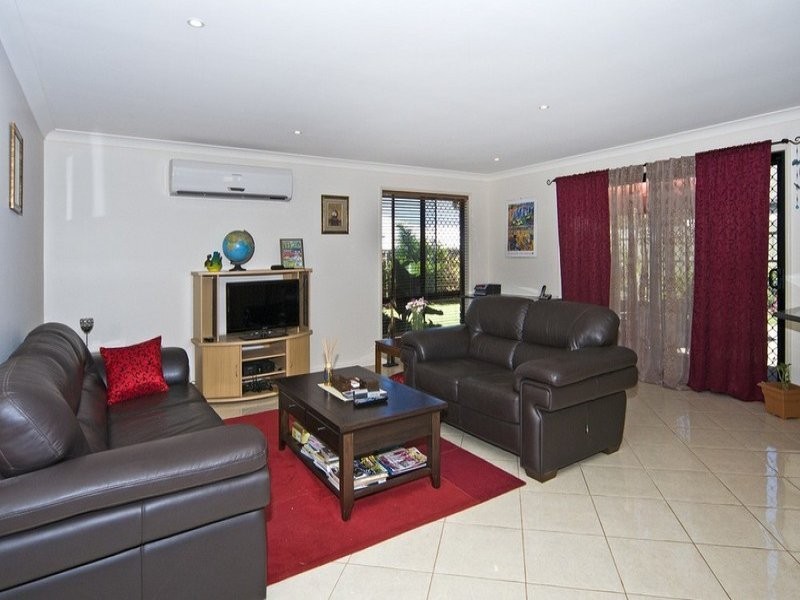 13 Saba Court, Middle Ridge QLD 4350