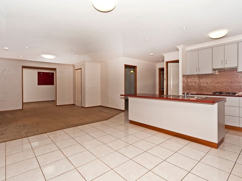 4 Kiva Street, Middle Ridge QLD 4350