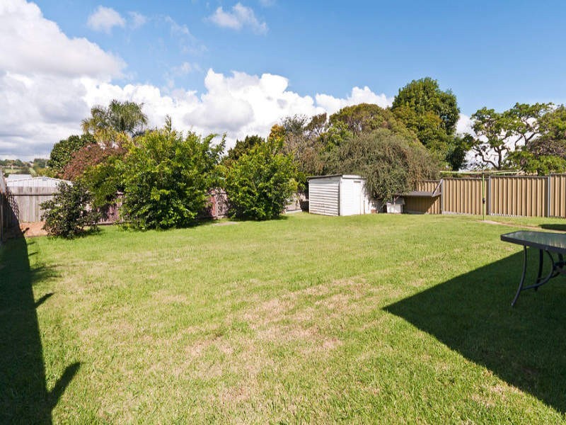 34 Noll Street, Kearneys Spring QLD 4350