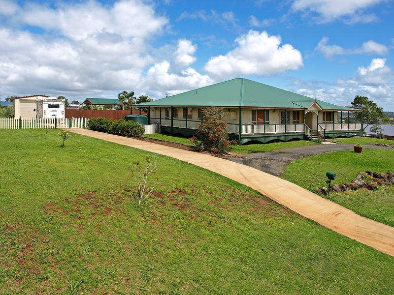 3 Barton Court, Highfields QLD 4352