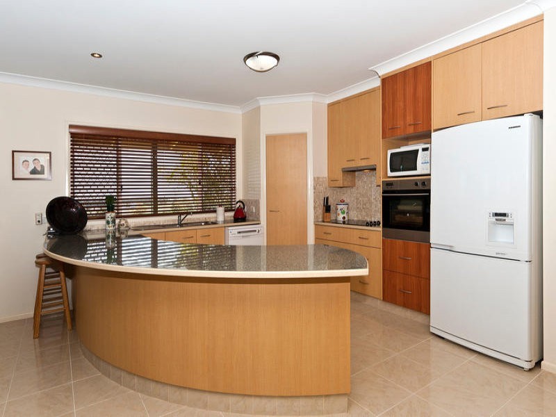3 Barton Court, Highfields QLD 4352