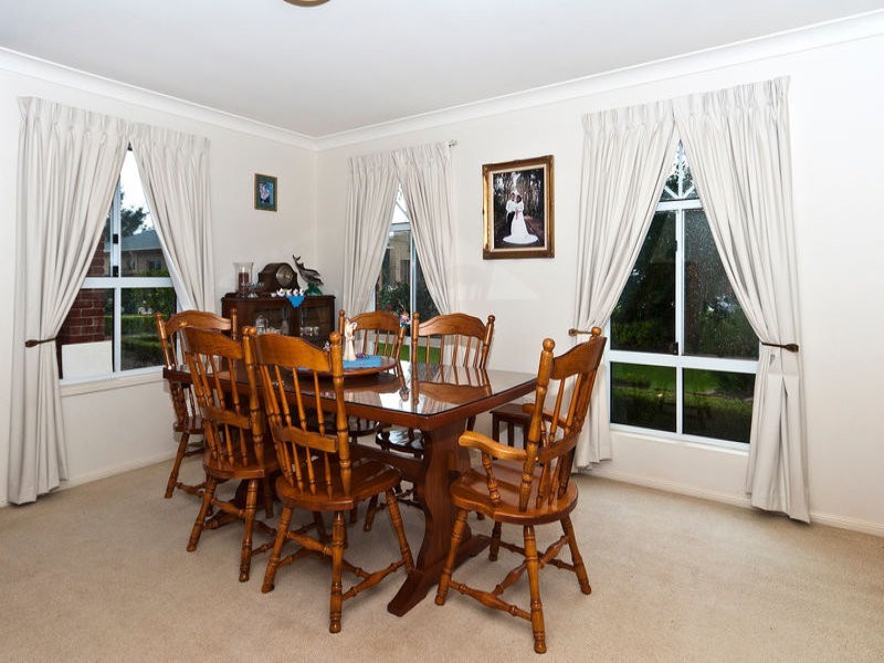 11 Olympus Court, Middle Ridge QLD 4350