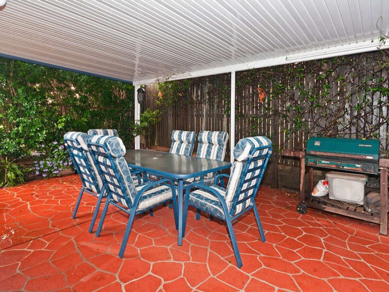 11 Olympus Court, Middle Ridge QLD 4350