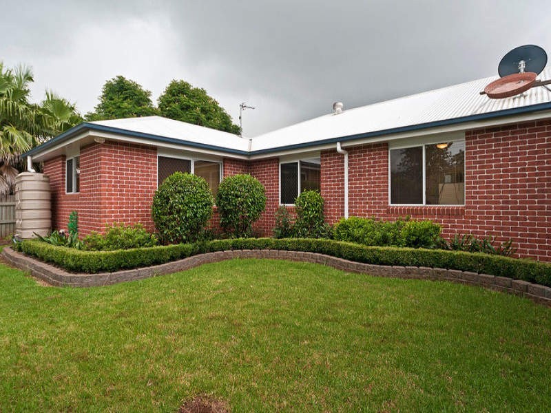 11 Olympus Court, Middle Ridge QLD 4350