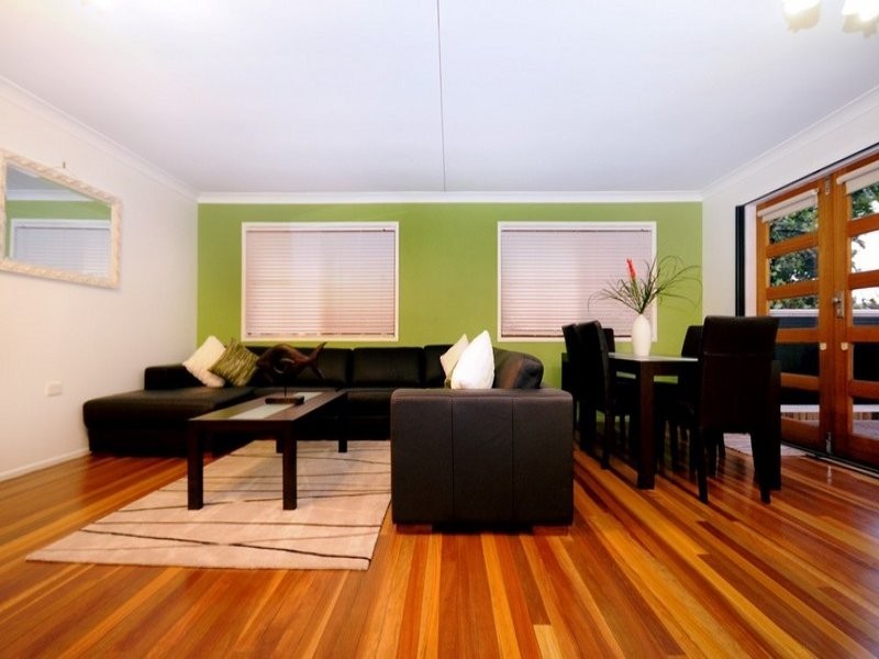 12 Bingara Street, Mount Lofty QLD 4350