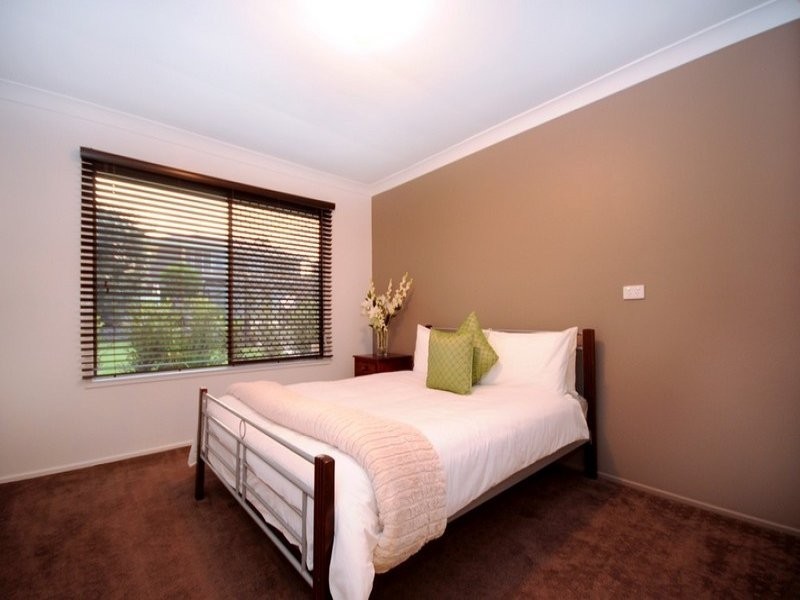 12 Bingara Street, Mount Lofty QLD 4350