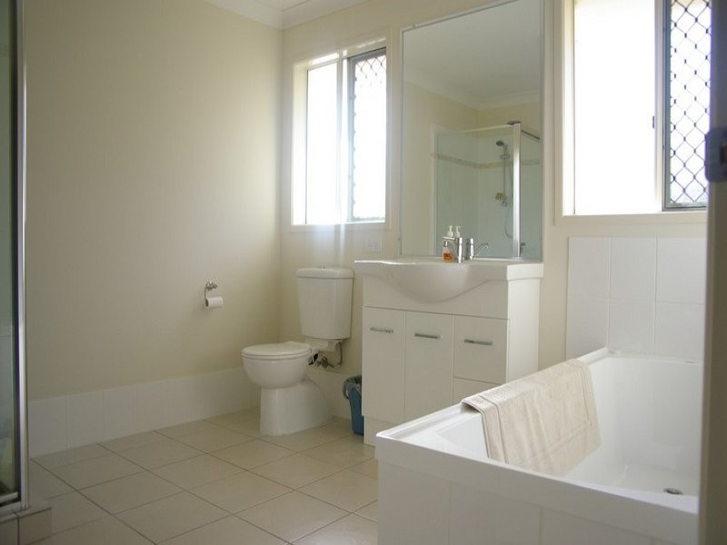 121 Jellicoe Street, North Toowoomba QLD 4350