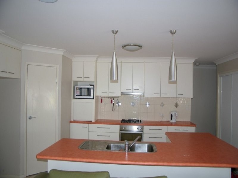 627 Hume Street, Kearneys Spring QLD 4350