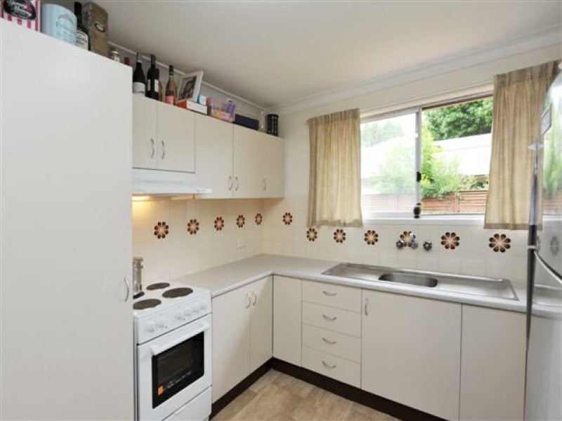 5/18 Glendower Street, Mount Lofty QLD 4350