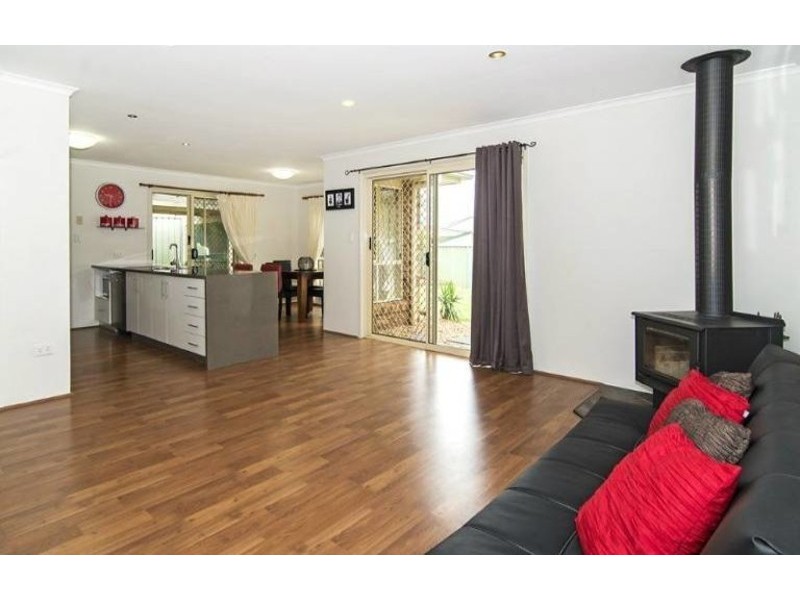 8 Satinwood Court, Glenvale QLD 4350