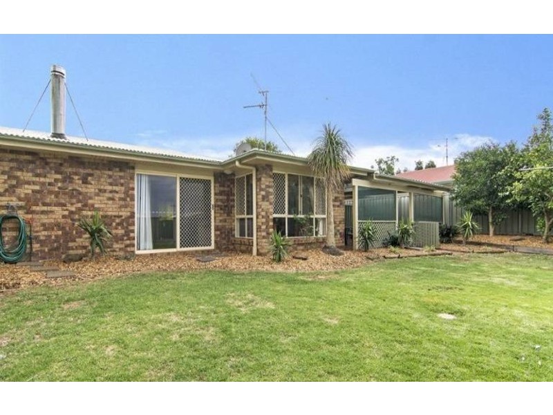 8 Satinwood Court, Glenvale QLD 4350