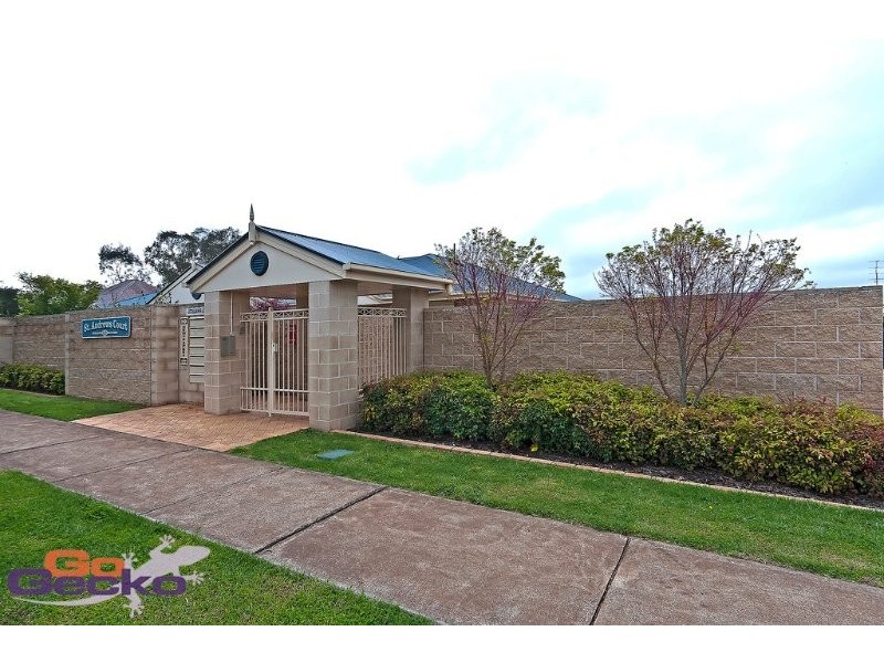 9/68 Holberton Street, Rockville QLD 4350