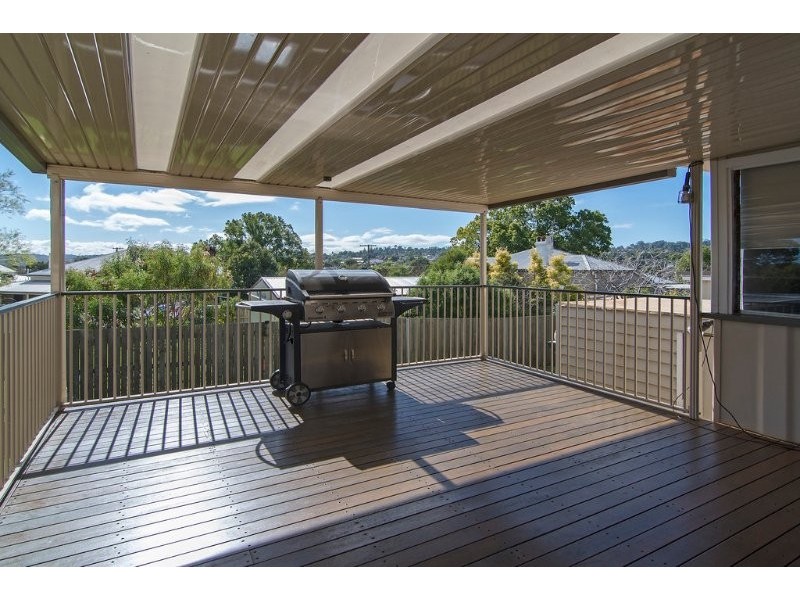 5 Roseberry Street, North Toowoomba QLD 4350