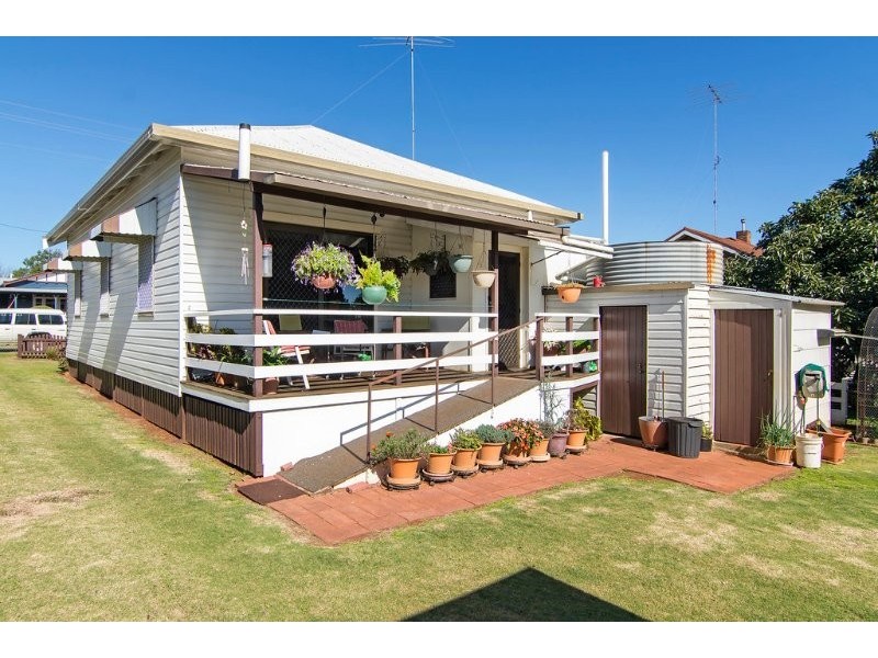 7 Alice Street, East Toowoomba QLD 4350