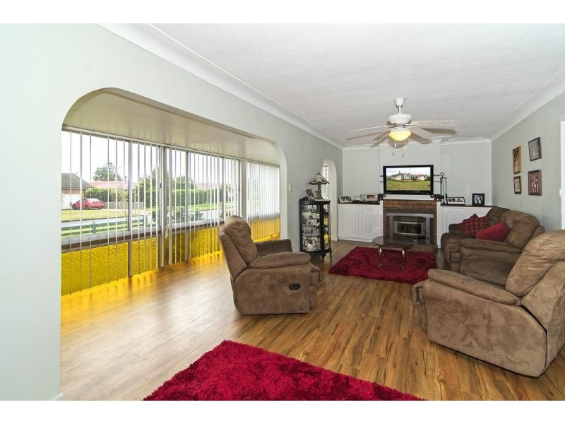 18 Perina Street, Wilsonton QLD 4350