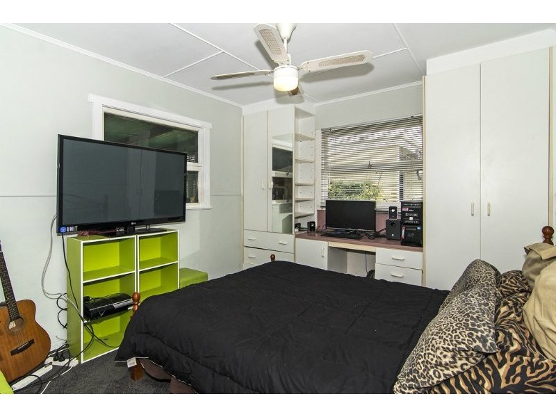 18 Perina Street, Wilsonton QLD 4350