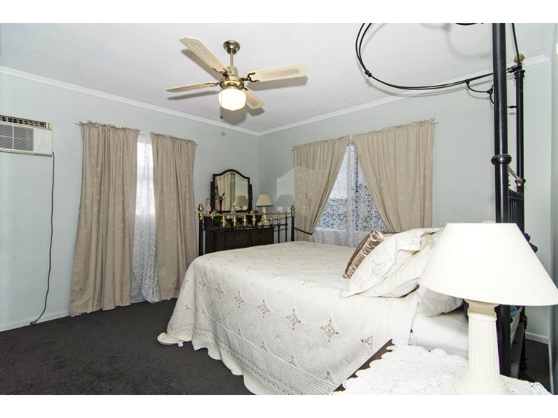 18 Perina Street, Wilsonton QLD 4350