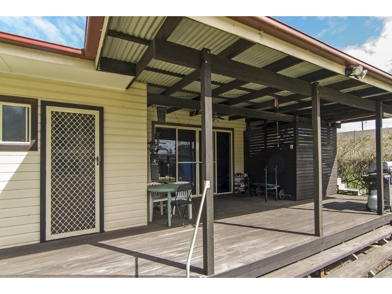 5 Finnie Street, Newtown QLD 4350